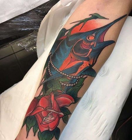 New School小臂剑鱼玫瑰纹身图案