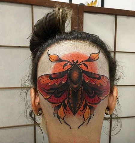 New School后脑勺蛾子纹身图案