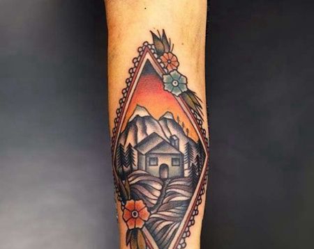 Old School小臂建筑纹身图案