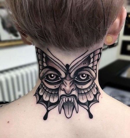 New School后颈蝴蝶纹身图案