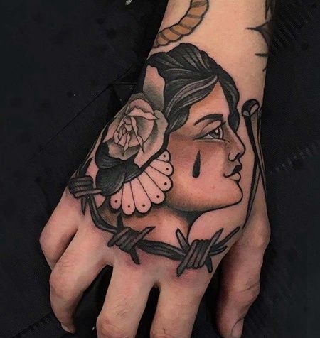 New School手背女人纹身图案