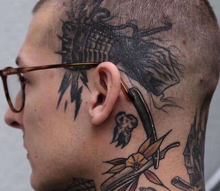 New School脖子折刀纹身图案