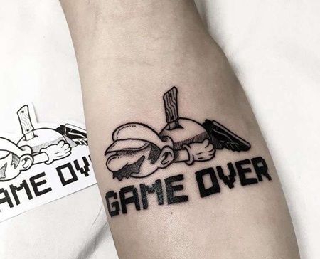 卡通小臂超级玛丽纹身图案