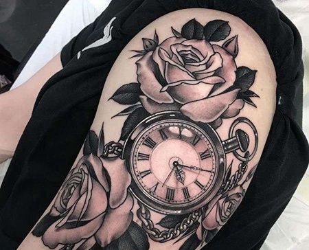 New School大臂玫瑰钟表纹身图案