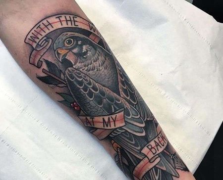 New School小臂鸽子纹身图案