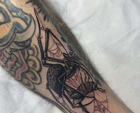 New School小腿蜘蛛纹身图案