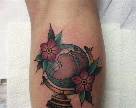 New School小腿地球仪纹身图案