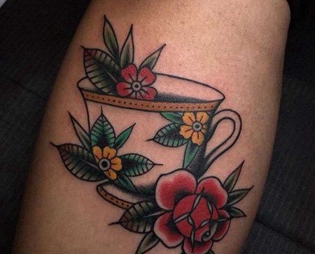 Old School小腿茶杯玫瑰纹身图案