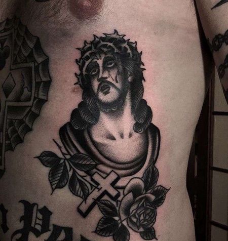 Old School侧腰耶稣纹身图案