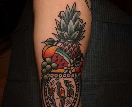 Old School小臂水果纹身图案