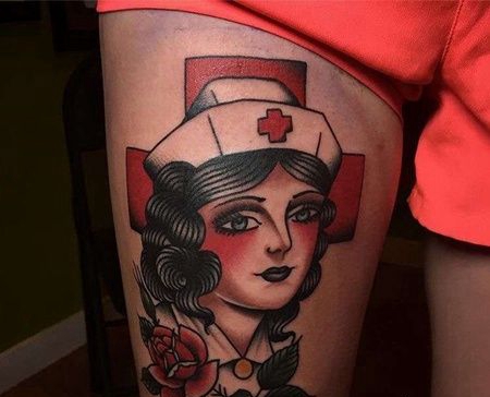 Old School大腿女人护士纹身图案