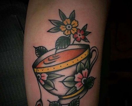 Old School小腿茶杯纹身图案