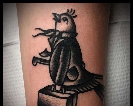 Old School小臂鸽子纹身图案