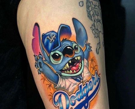 New School大腿史迪仔纹身图案