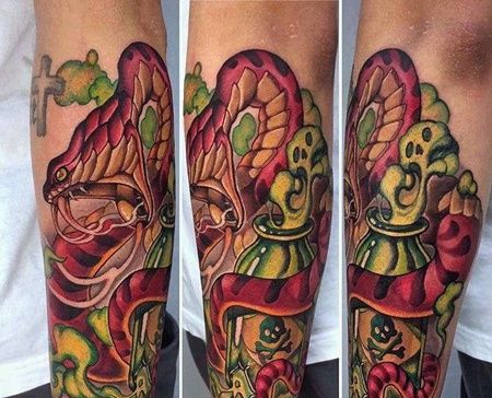 New School小臂蛇药瓶纹身图案