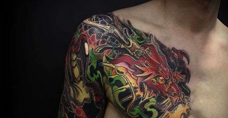 新传统前胸大臂龙纹身图案