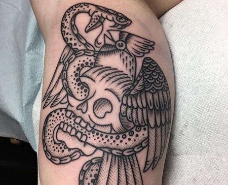 Old School小腿骷髅鹦鹉蛇纹身图案