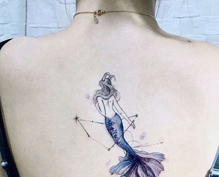小清新后背美人鱼纹身图案