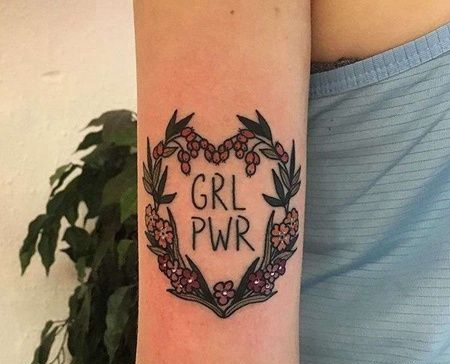 New School大臂花环纹身图案