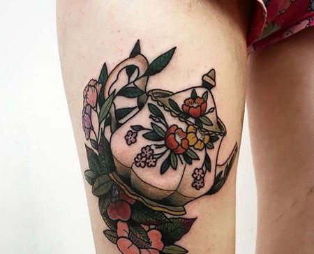 New School大腿茶壶纹身图案