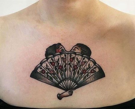 New School前胸扇子纹身图案