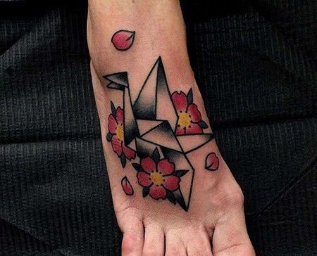 Old School脚背千纸鹤纹身图案