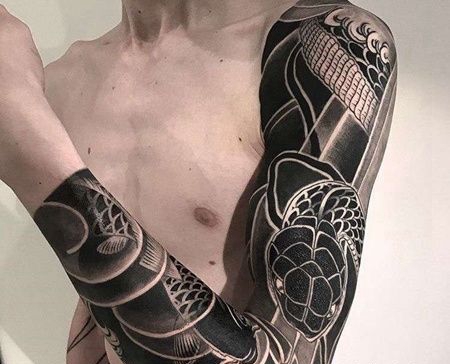 日式胳膊蛇纹身图案