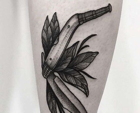 New School小腿折刀纹身图案