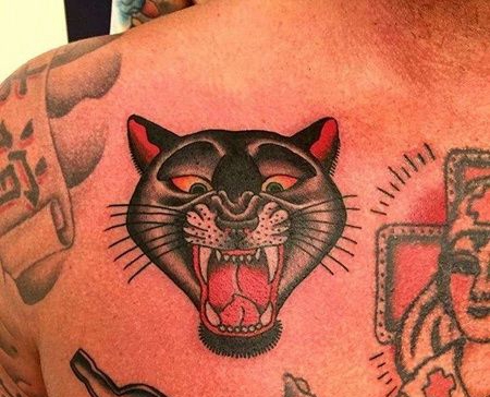 Old School后肩黑豹纹身图案