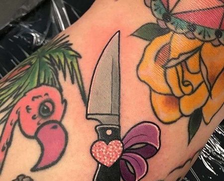 New School小臂菜刀纹身图案