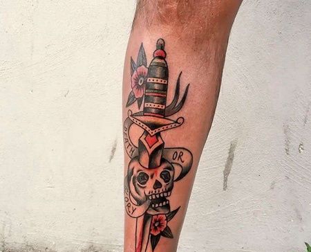 Old School小臂匕首骷髅纹身图案