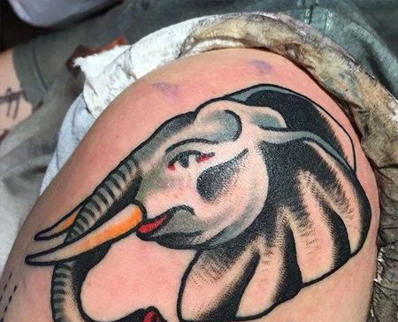 Old School大臂大象纹身图案