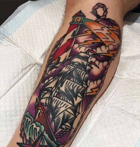 Old School小腿帆船灯塔纹身图案