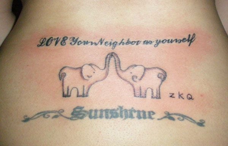 腰部两只小象纹身图案