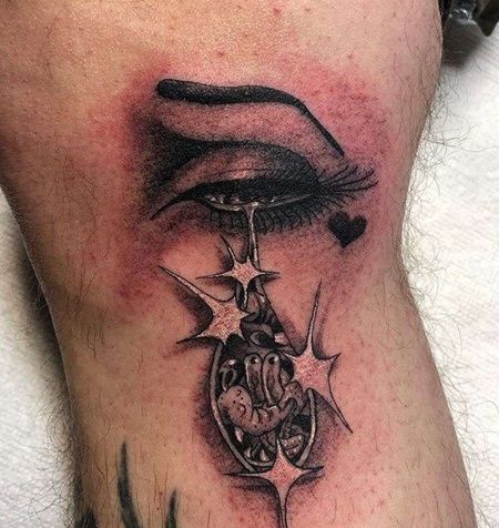 New School大腿眼睛眼泪纹身图案