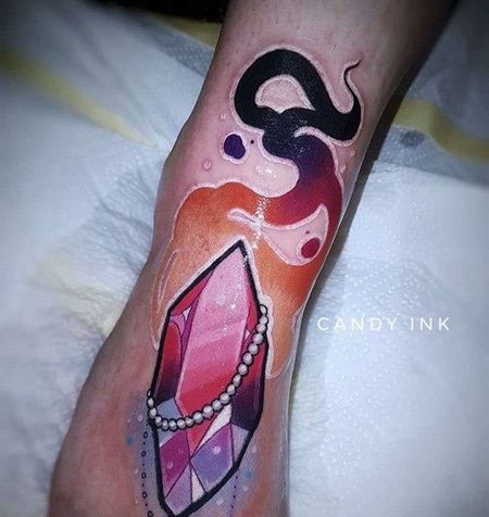 New School脚背宝石纹身图案