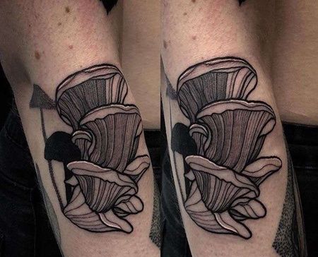 New School小臂蘑菇纹身图案