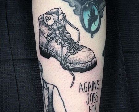 小腿鞋子纹身图案