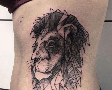 几何点刺侧腰狮子纹身图案