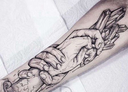 点线小臂手宝石纹身图案