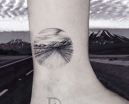 点刺脚踝公路纹身图案