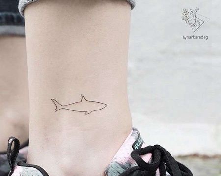 小清新小腿鲨鱼纹身图案