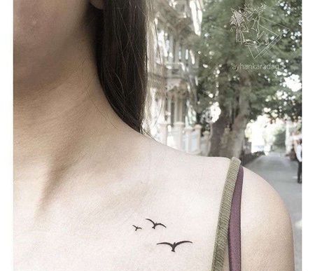 小清新锁骨海鸥纹身图案