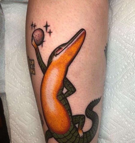 New School小腿鳄鱼纹身图案