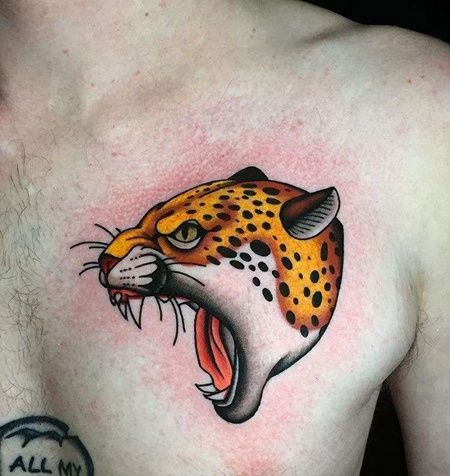 New School前胸豹子纹身图案