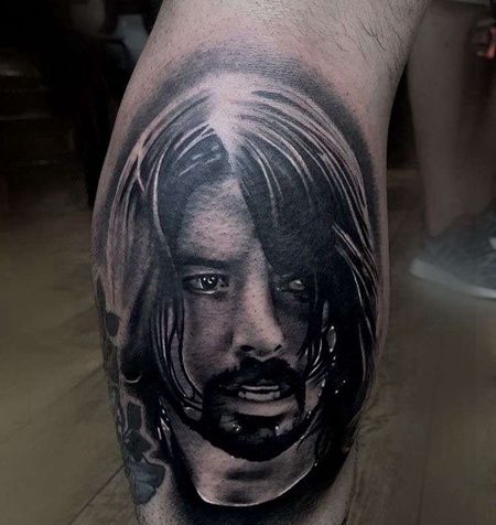 写实小腿人像纹身图案