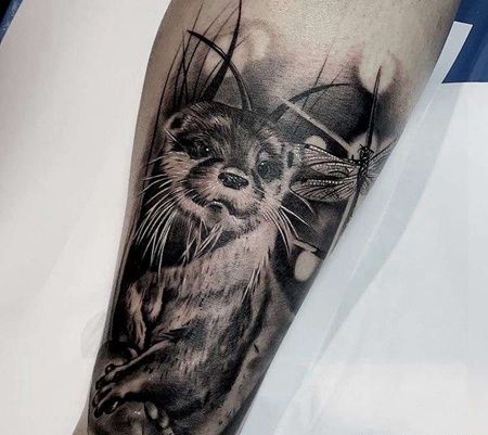 写实小臂水獭纹身图案