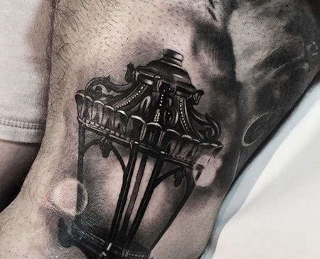 New School大腿路灯纹身图案