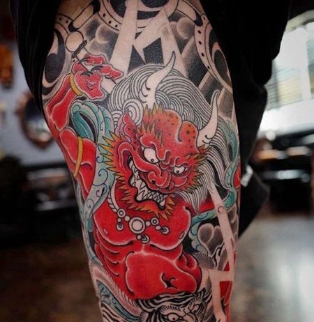 日式大腿雷神纹身图案