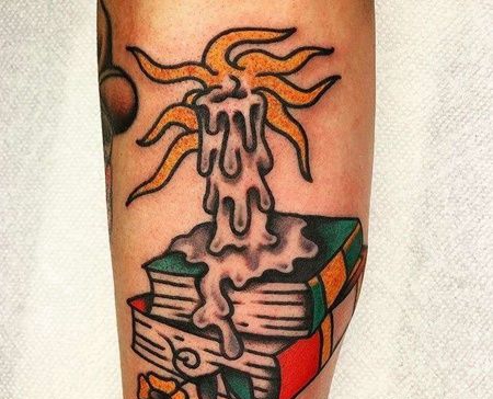 Old School小腿书蜡烛纹身图案